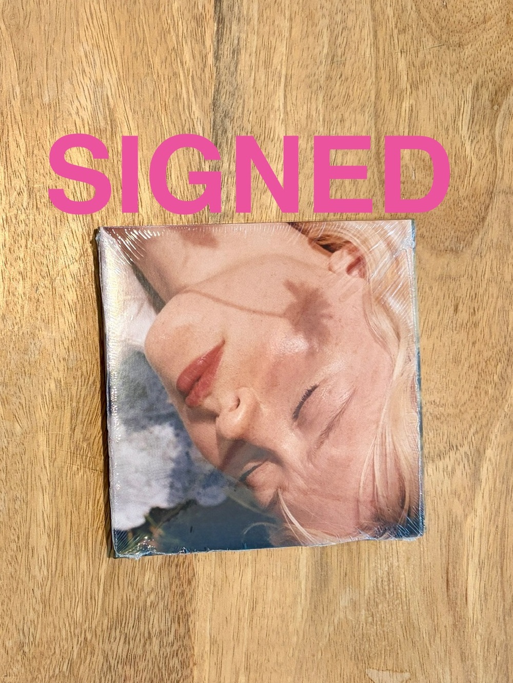 SIGNED & SEALED Maisie Peters “Florescence” Daisy edition CD with Signed Insert
